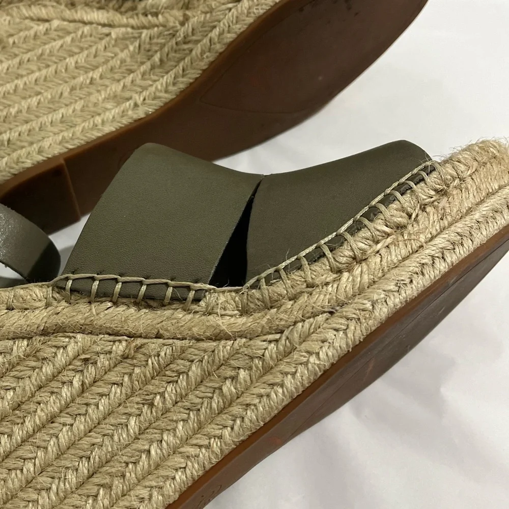 Treasure & Bond gray leather platform woven jute w/high ankle strap sandals. 8.5